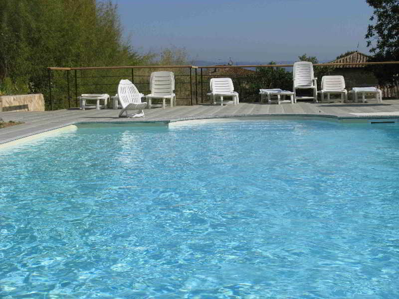 Pool
 di Castello Del Poggiarello di Stigliano