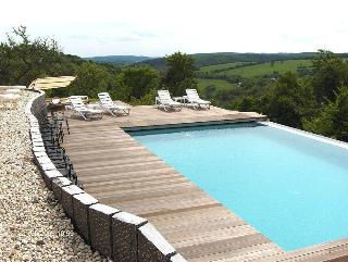 Schlosshotel Burghaus Kronenburg, Dusseldorf