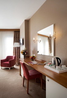 Room thumbnail 7