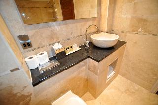 Room
 di The Richmond