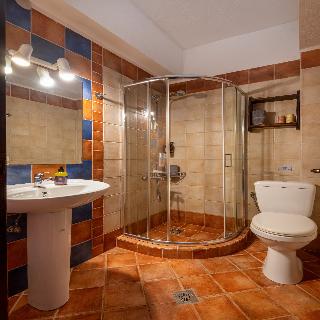 Mikri Arktos Hotel (Little Bear Hotel)