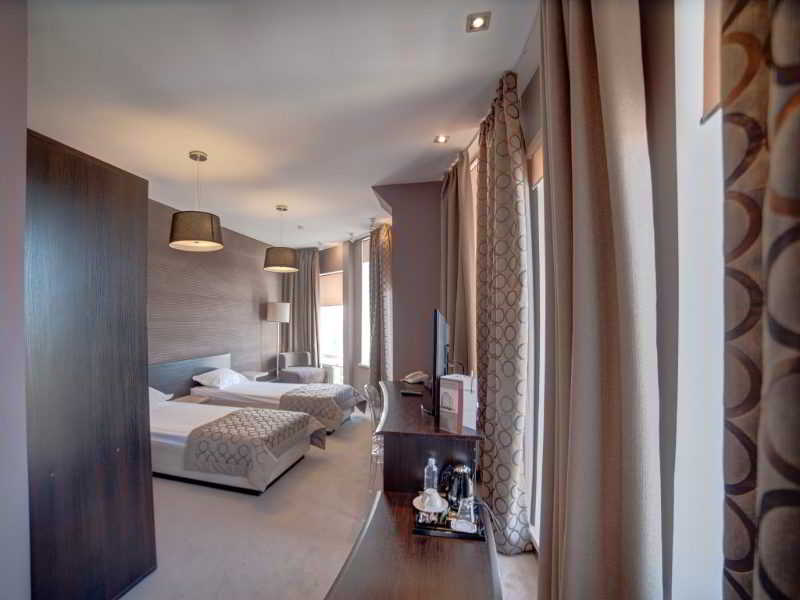 Room
 di Olympic Plaza