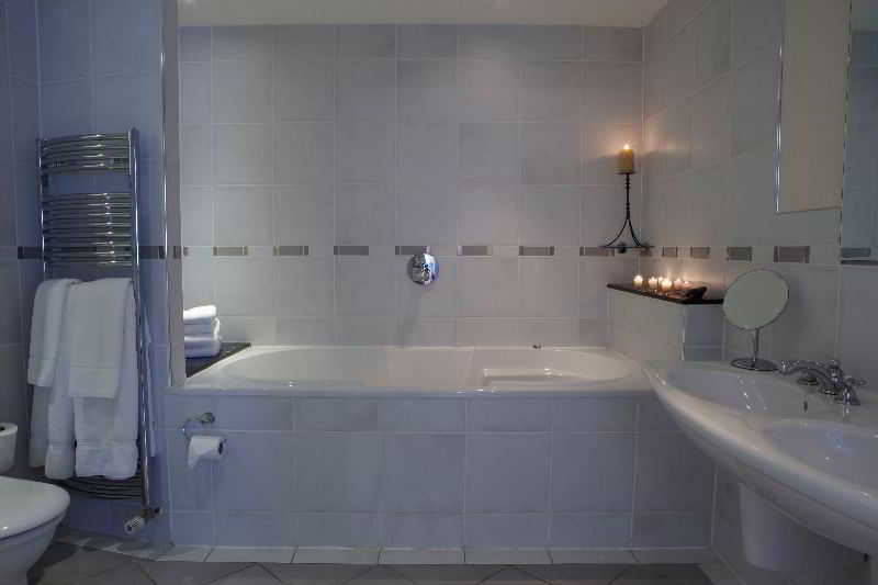 Cantley House Hotel, Reading