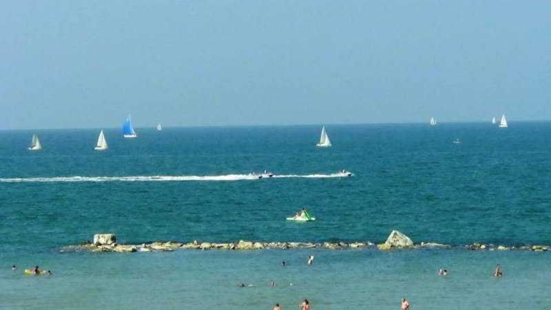 Beach
 di Avana Mare Hotel