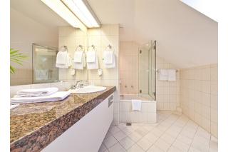 Novum Hotel Madison Dusseldorf Hauptbahnhof, Dusseldorf