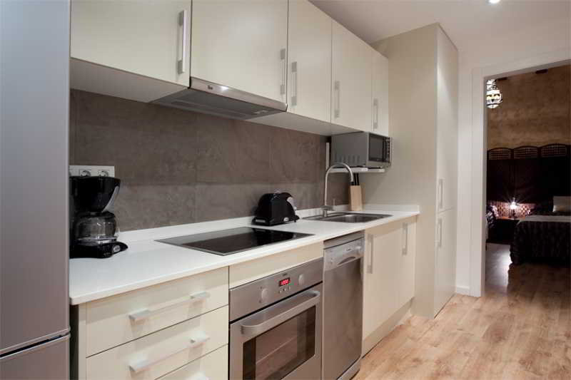 Room
 di APBCN Center Serra1