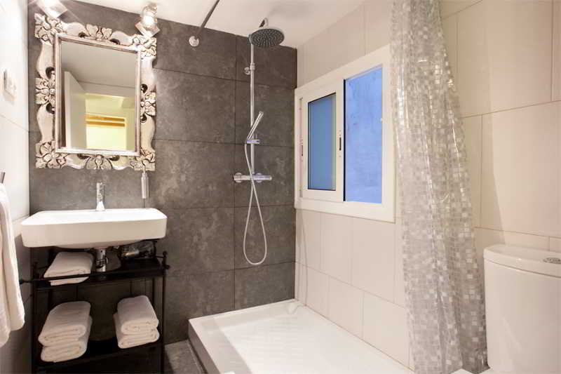 Room
 di APBCN Center Serra1