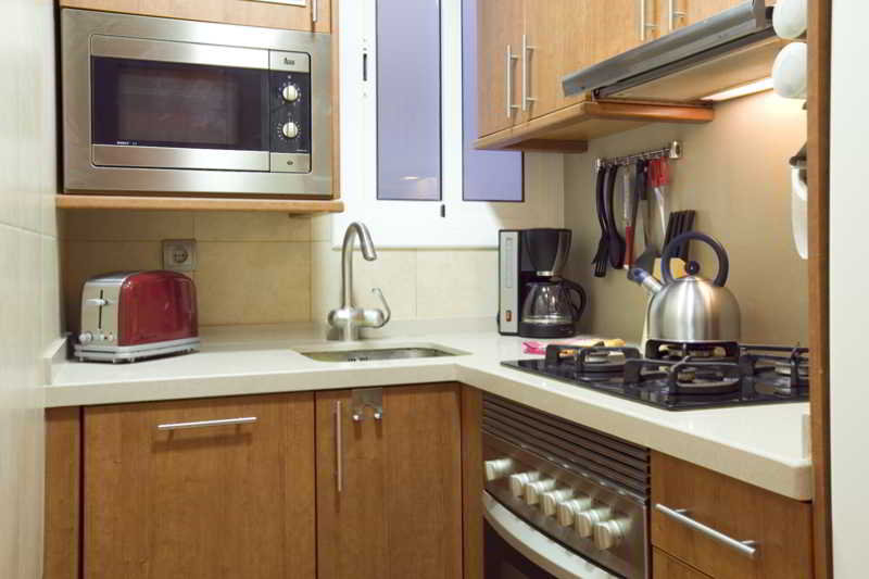 Room
 di APBCN Gracia