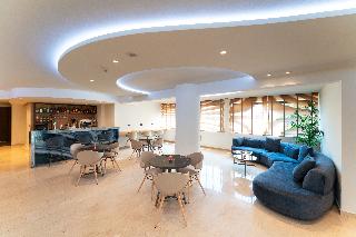Amphitryon city hotel