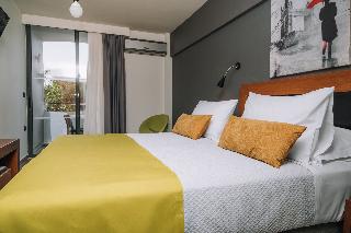 Amphitryon city hotel