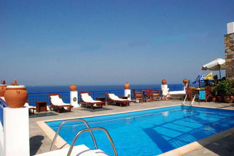 Pool
 di Prapas Apartments