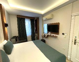 Weingart Black Tulip Hotel