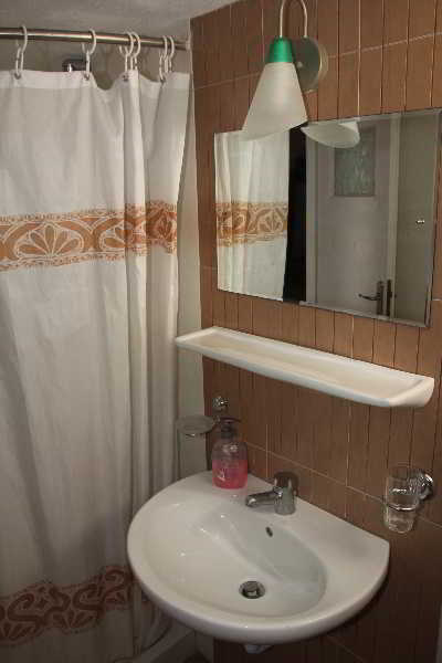 Room
 di Zinas Pansion