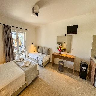 Athina Apts