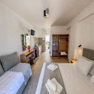 Athina Apts