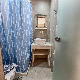 Athina Apts