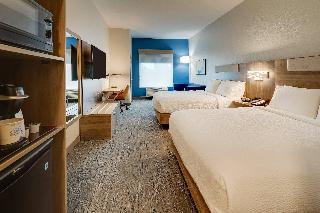 2 Queen Beds Standard