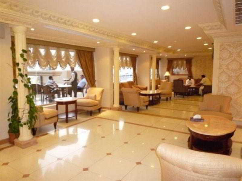 Restaurant
 di Borg al Watheer Hotel