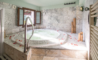 Sports and Entertainment
 di Atxaspi