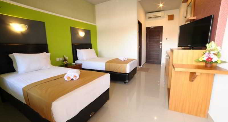 Room thumbnail 1