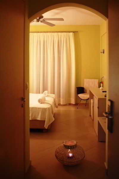 Room
 di Maneas Beach