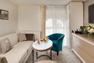 Room Room