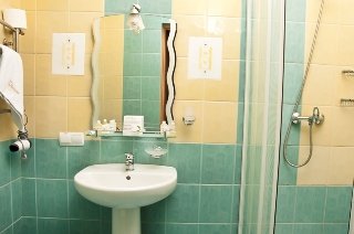 Room
 di Lermontovskiy