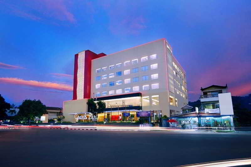 Hotel Grand Zuri Padang