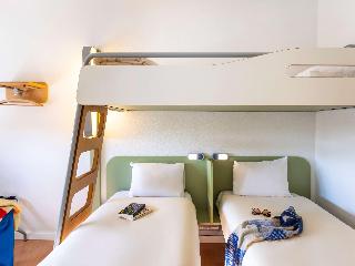 Standard Room with 2 single beds and a bunk bed