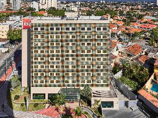 Ibis Taubate