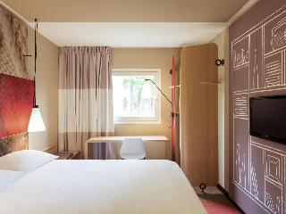 ibis budget Caen Porte de Bretagne, Caen