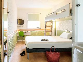 ibis budget Dommartin les Cuiseaux