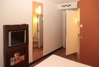 ibis Longwy Mexy, Metz