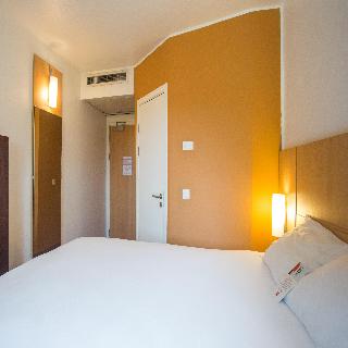 Room Room