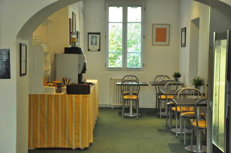 Restaurant
 di Le Lorient Hotel