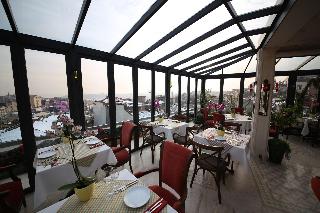 Corinne Hotel