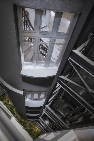 Corinne Hotel