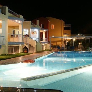 Pool
 di Nirrides Apts sutdios