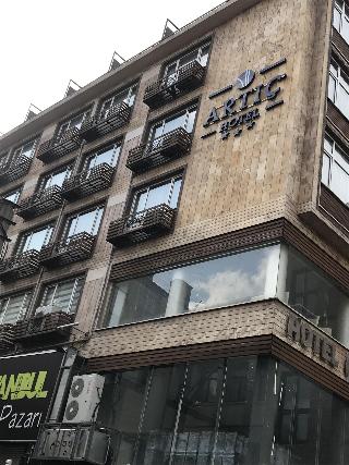 Artic Hotel