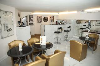 Artic Hotel