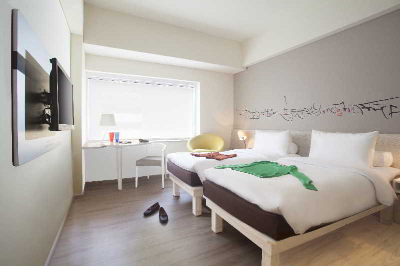 Room Room