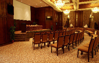 Conferences
 di Borj Dhiafa