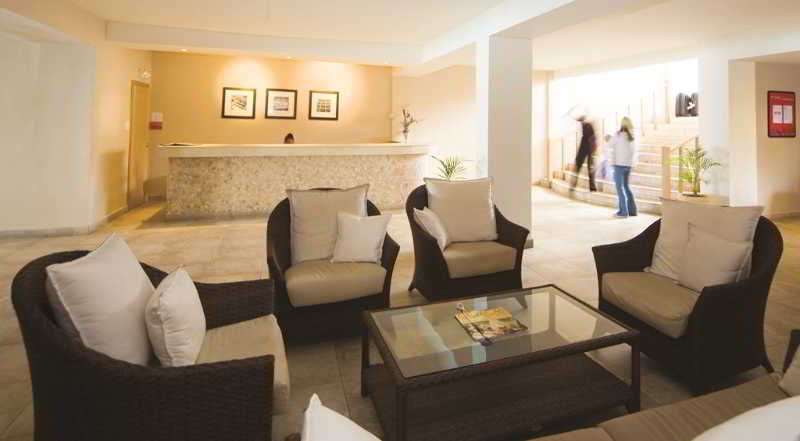 Lobby
 di Waves Beach Resort - All Inclusive