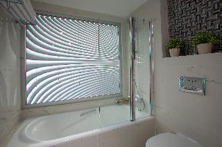 Room Room