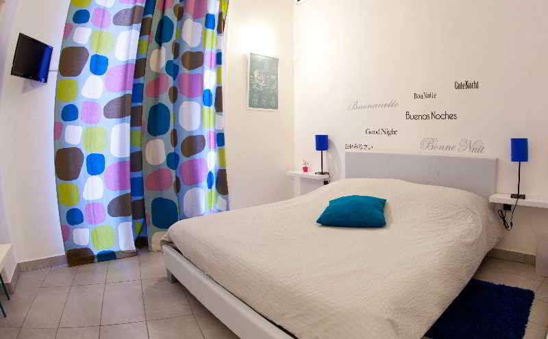 Room
 di BeHouse Room and Breakfast