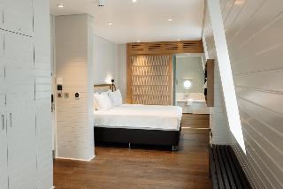 Room
 di One Leicester Street