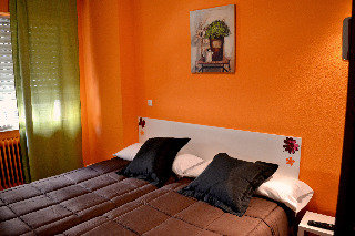 Room
 di Arjori Rooms