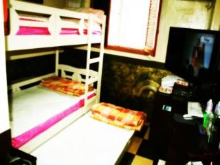 Room
 di Oppa Hostel