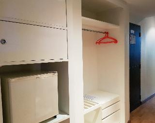 Room thumbnail 25
