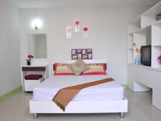 Room thumbnail 12